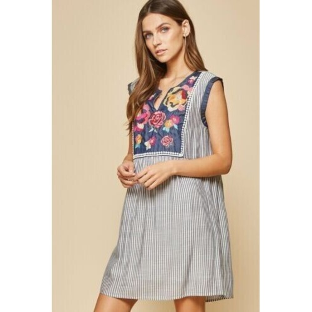 Andree by Unit‎ Dress Boho Floral Embroidered Stripes Size Small Relaxed Fit